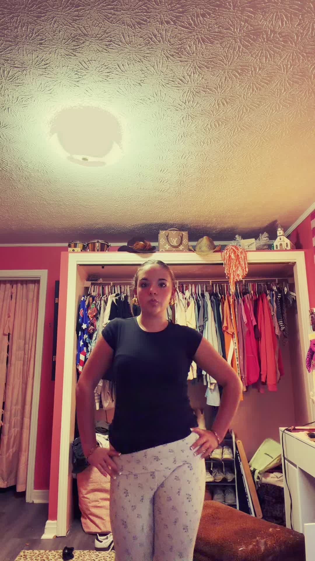 @Bebe🐆🪩💋✨