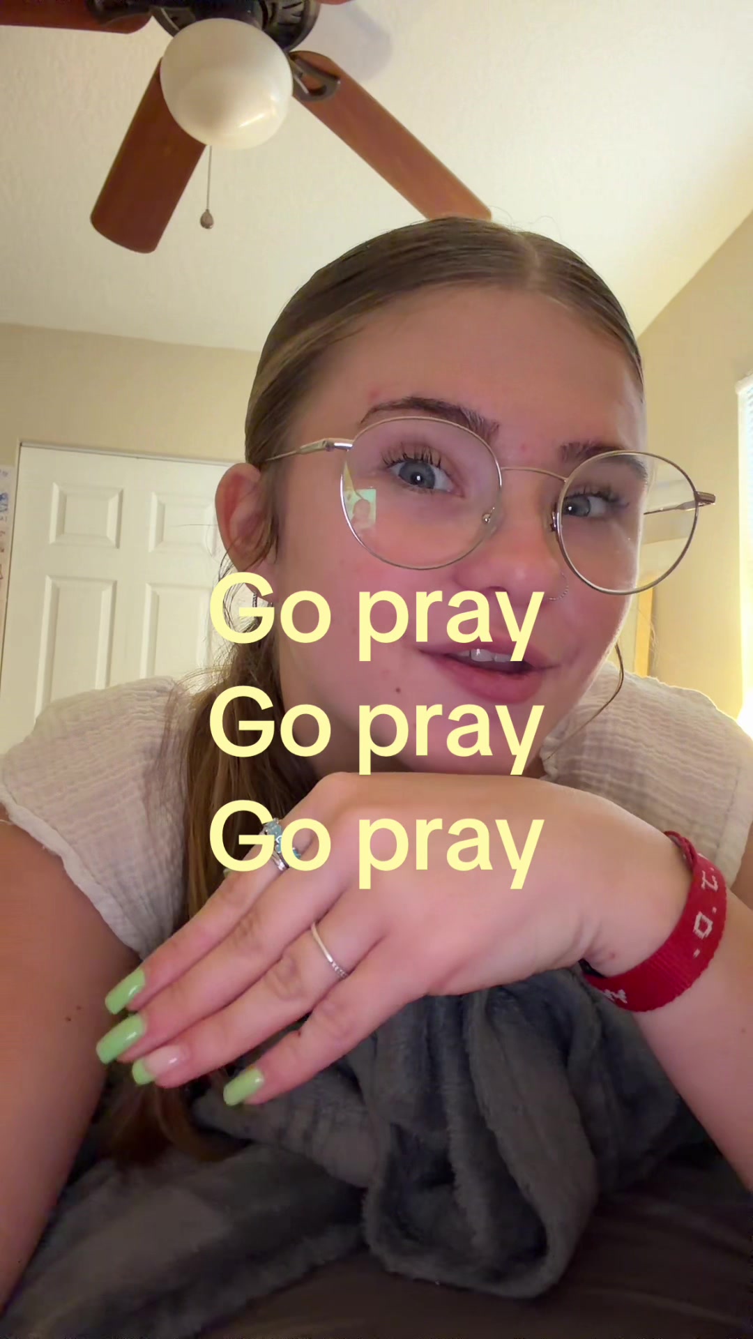 @Itsraynaitspouring