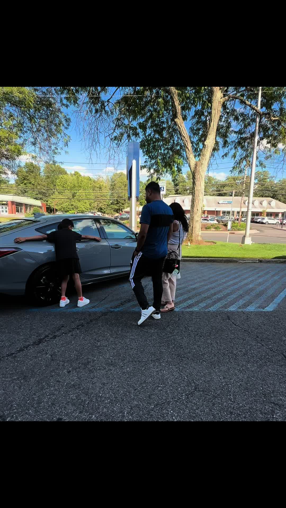 @Curry Acura
