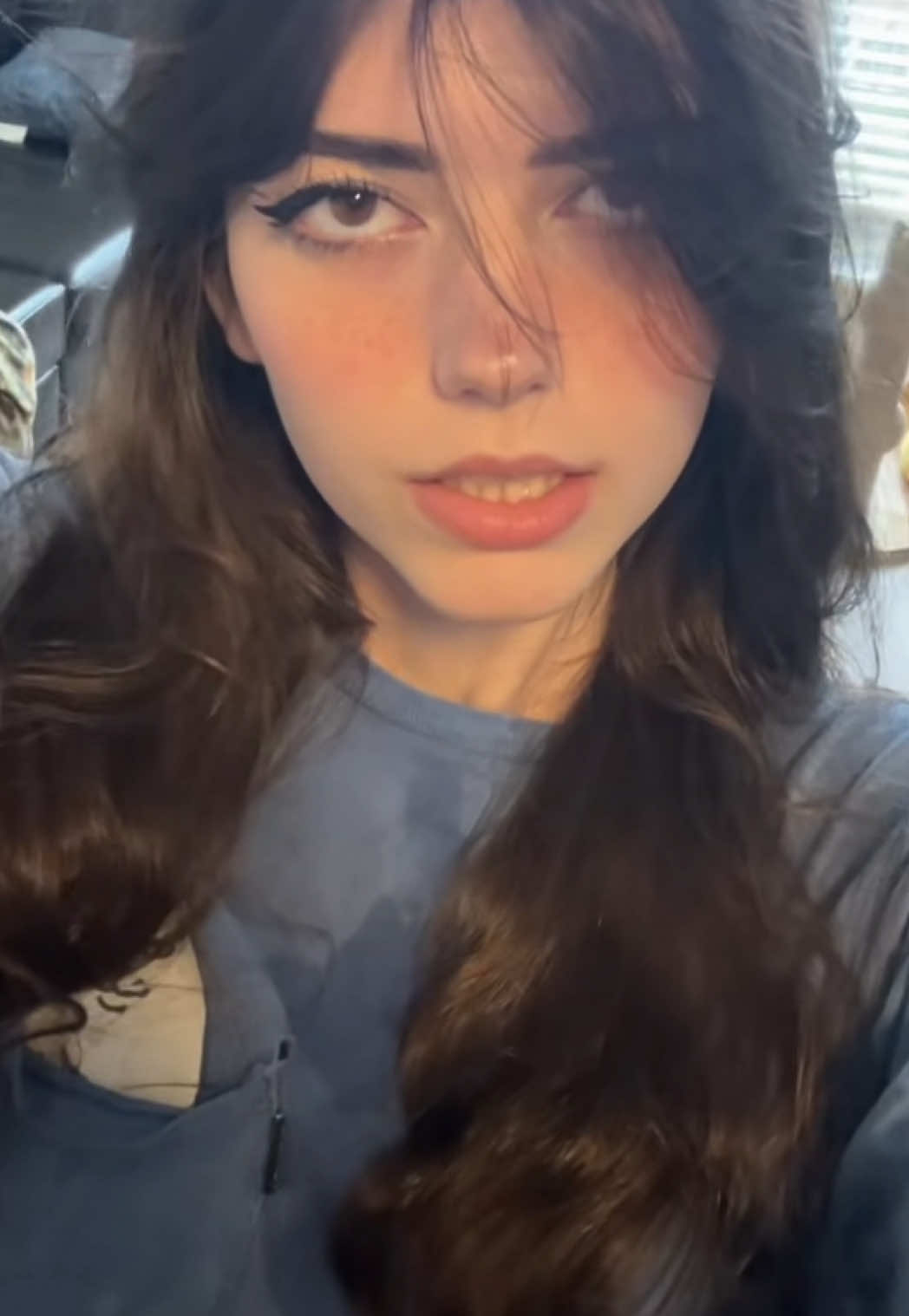 @VIOLET