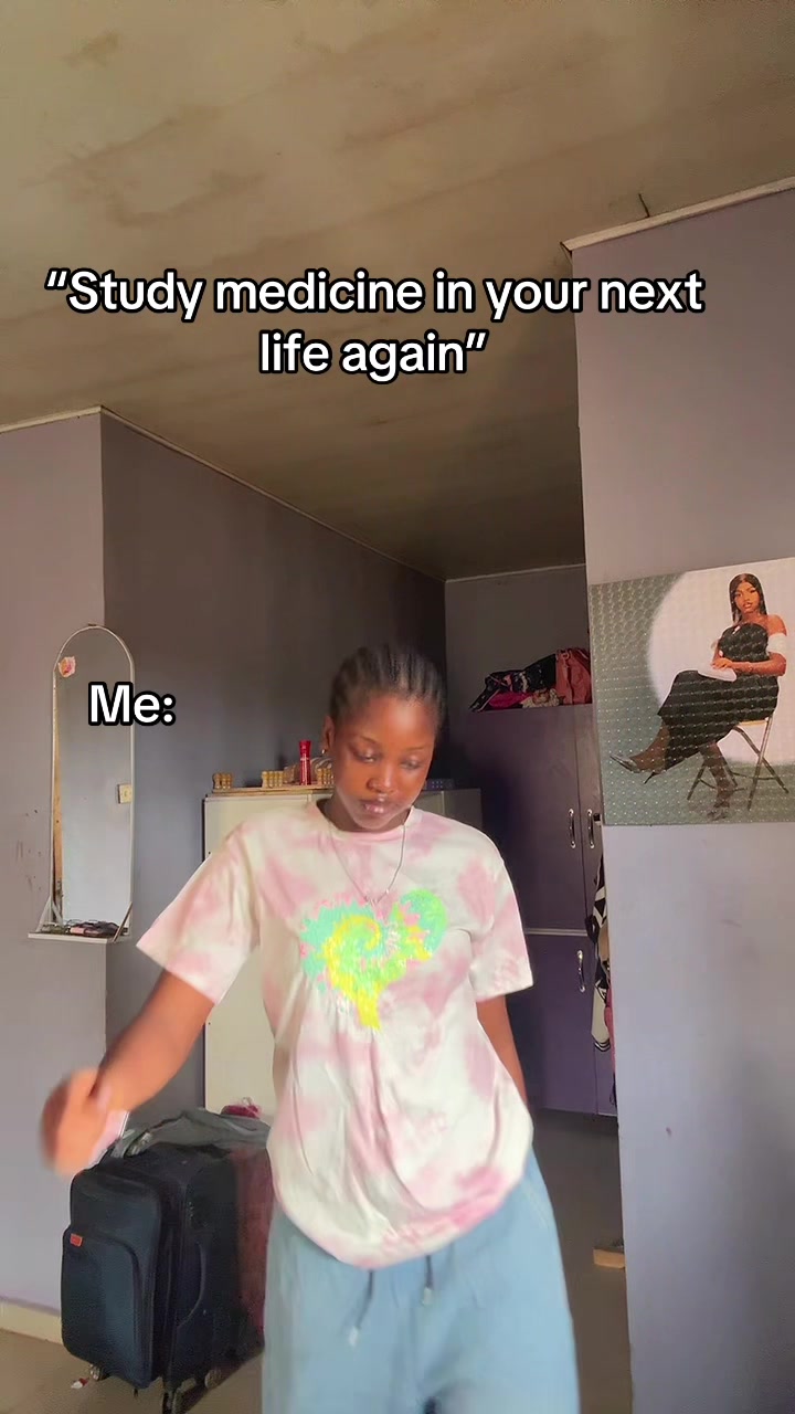 @Akinibom🤭💕