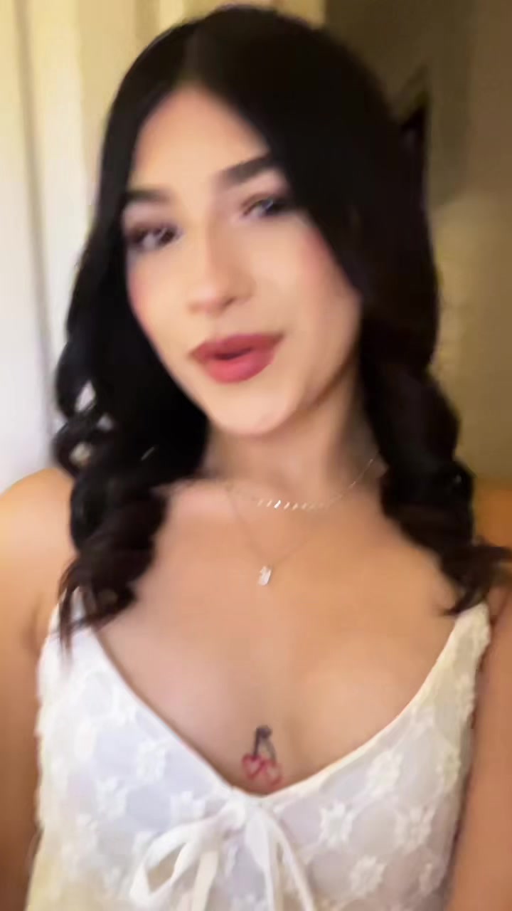 @Emelie Hern&aacute;ndez