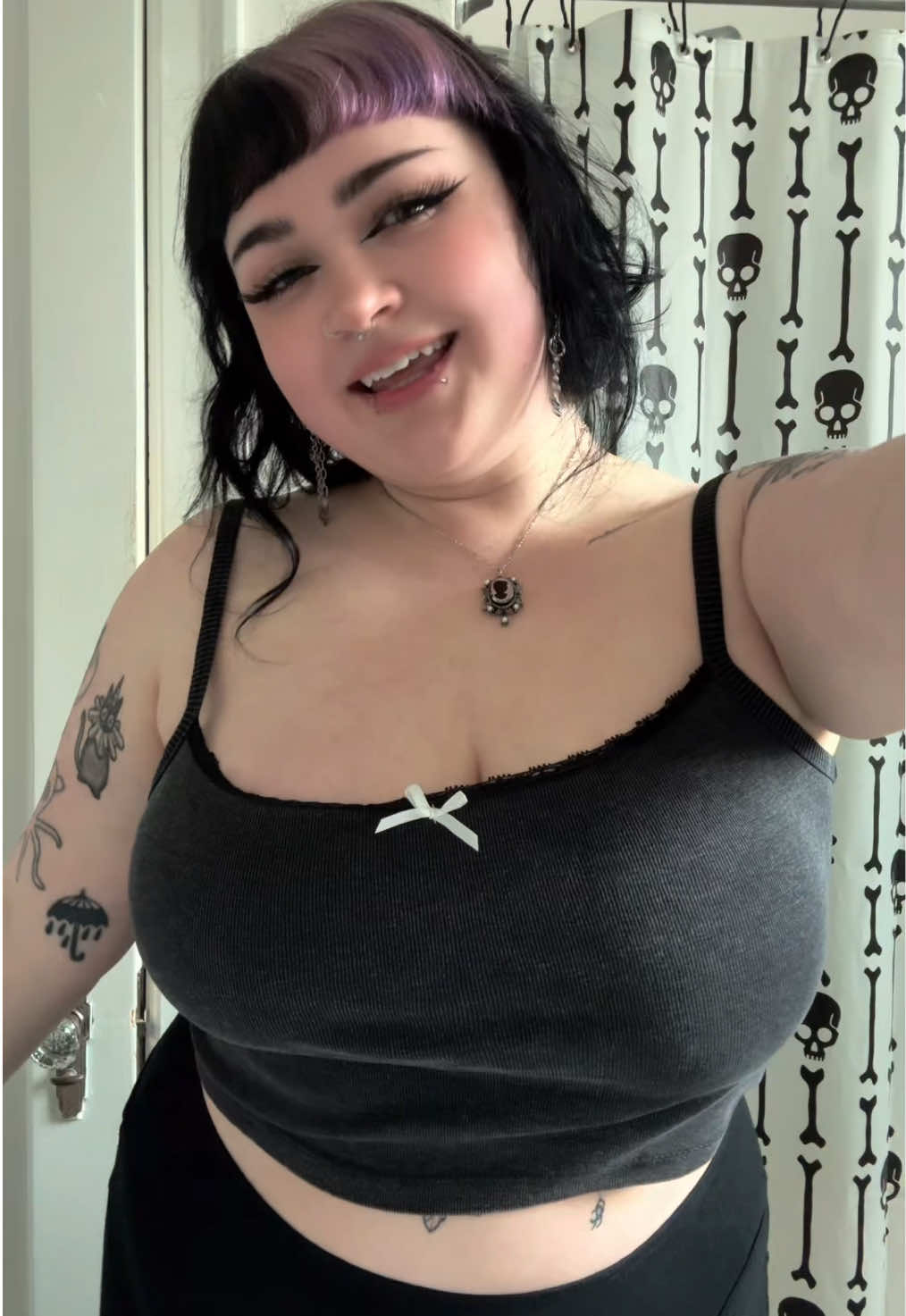 @Luna Lugosi🦇