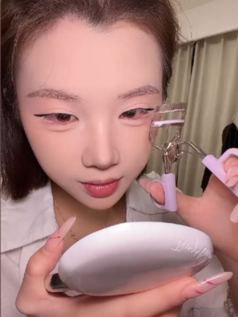 @Dj-D 豆包版