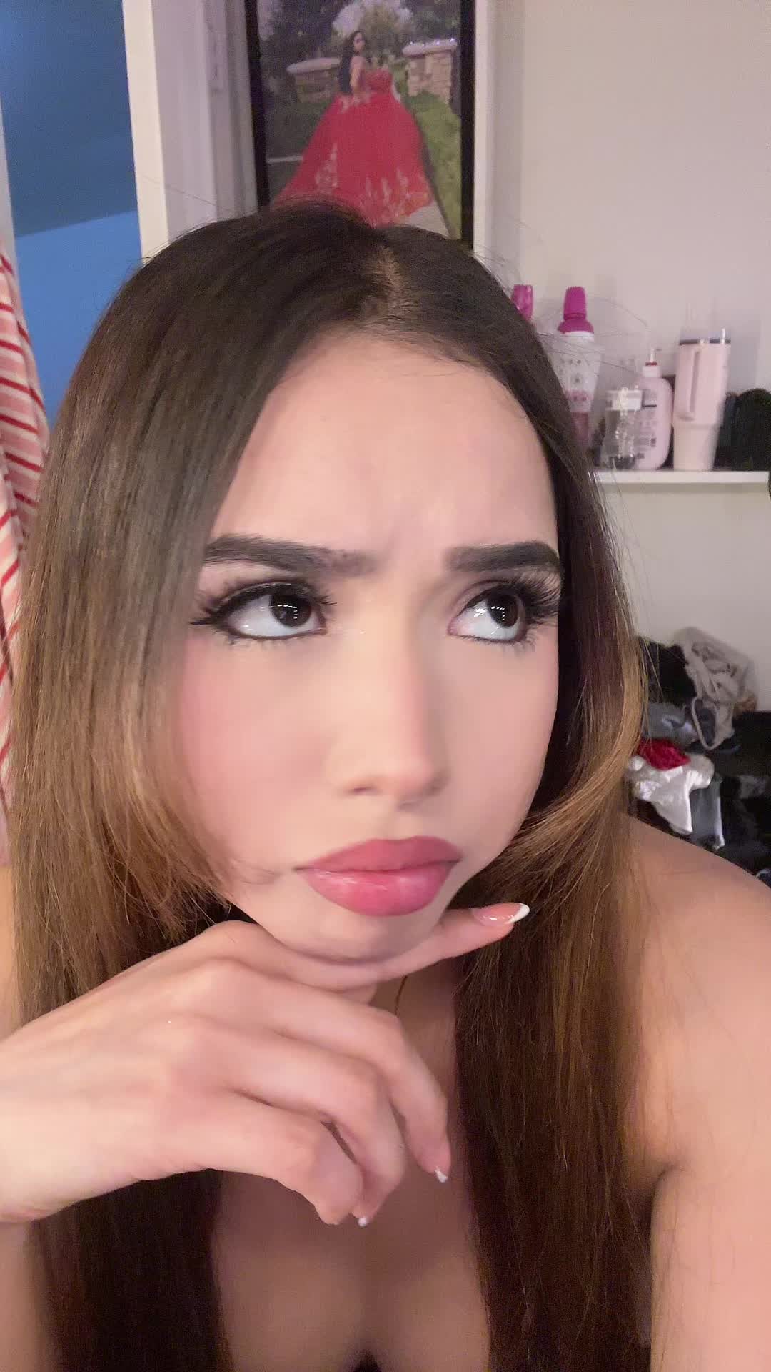 @urvaqueragf