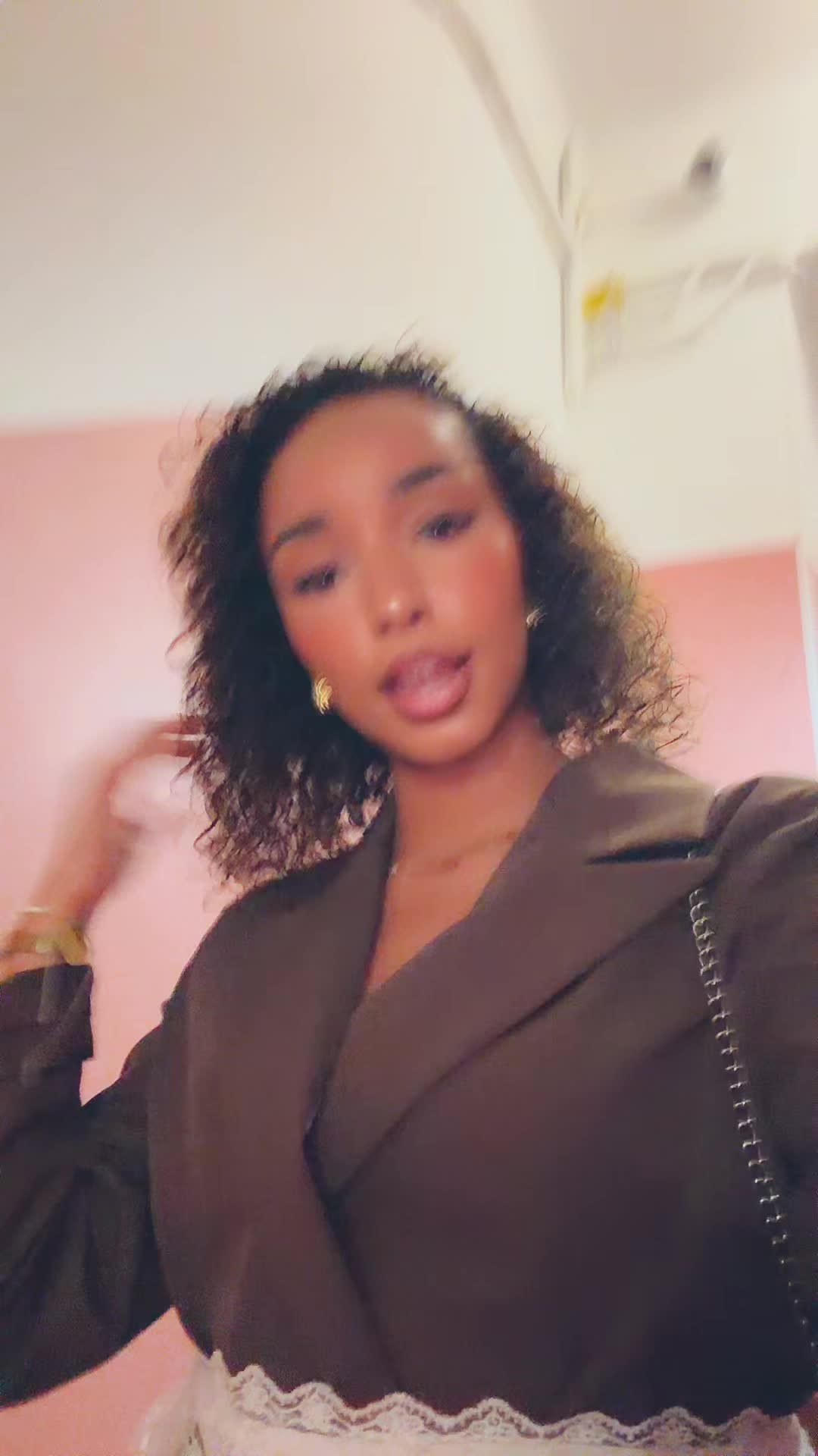 @Imene