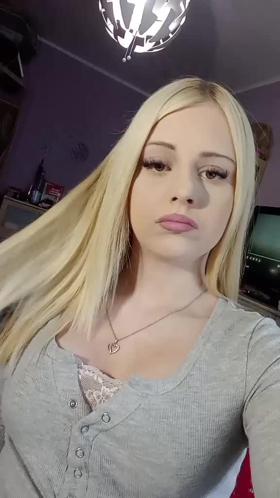 @𑣲𝐋