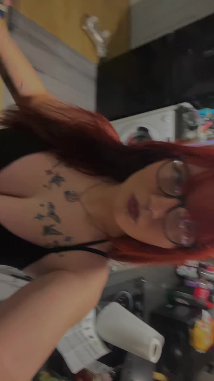 @sparkleemo