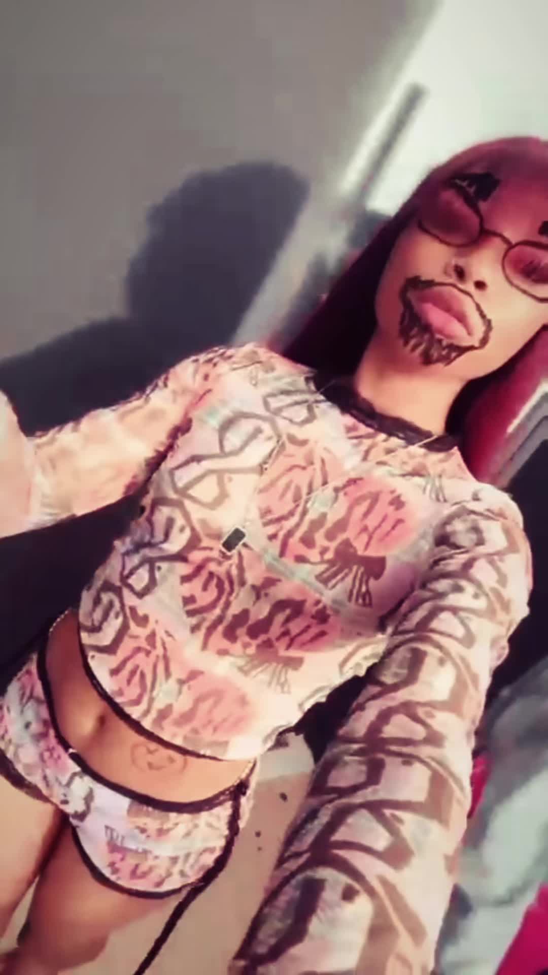 @༆EÑiØlĂꨄ🥹❤️🥱