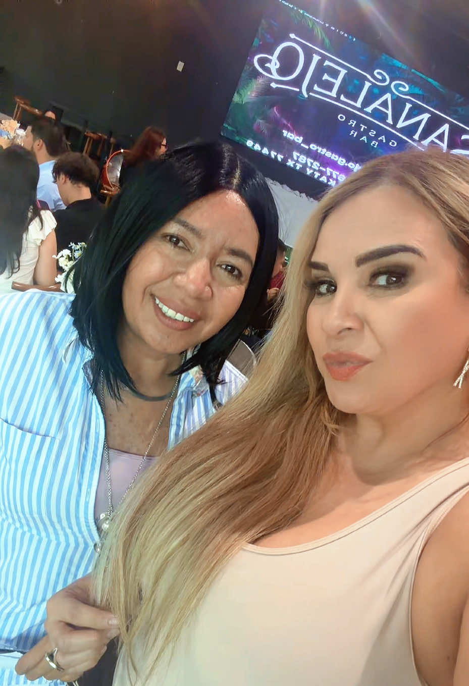 @-SandraTrevino@