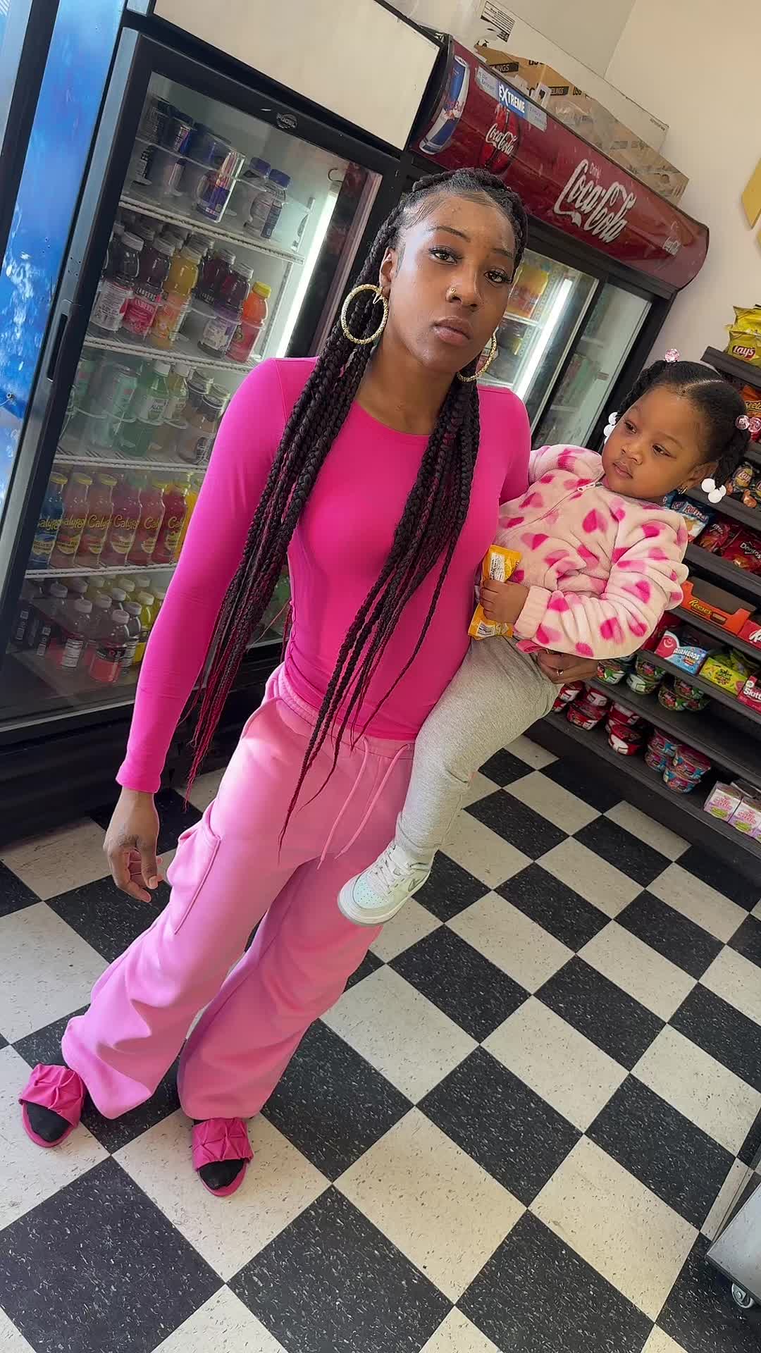 @Lala