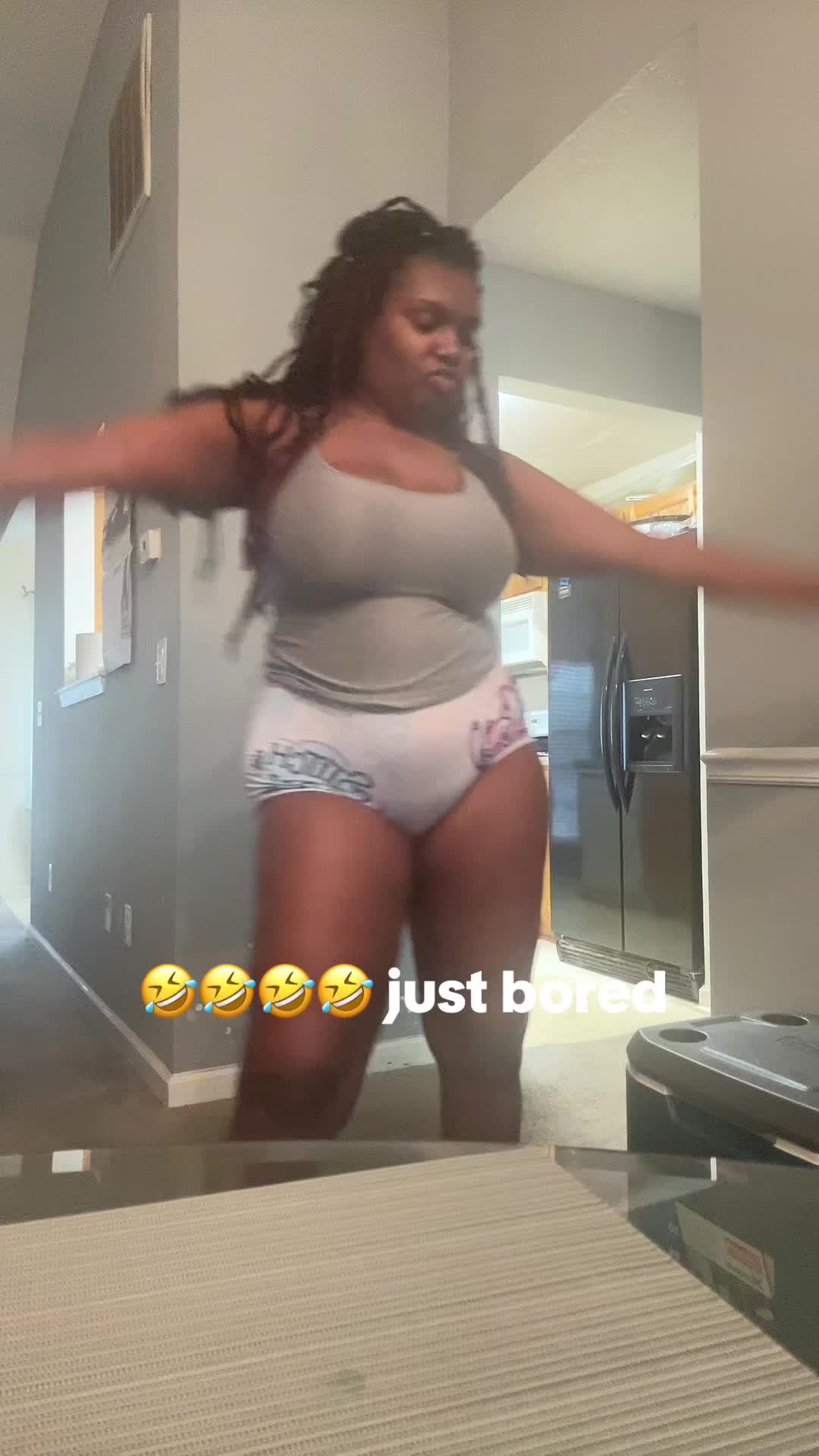 @Prettylil_ayanna15