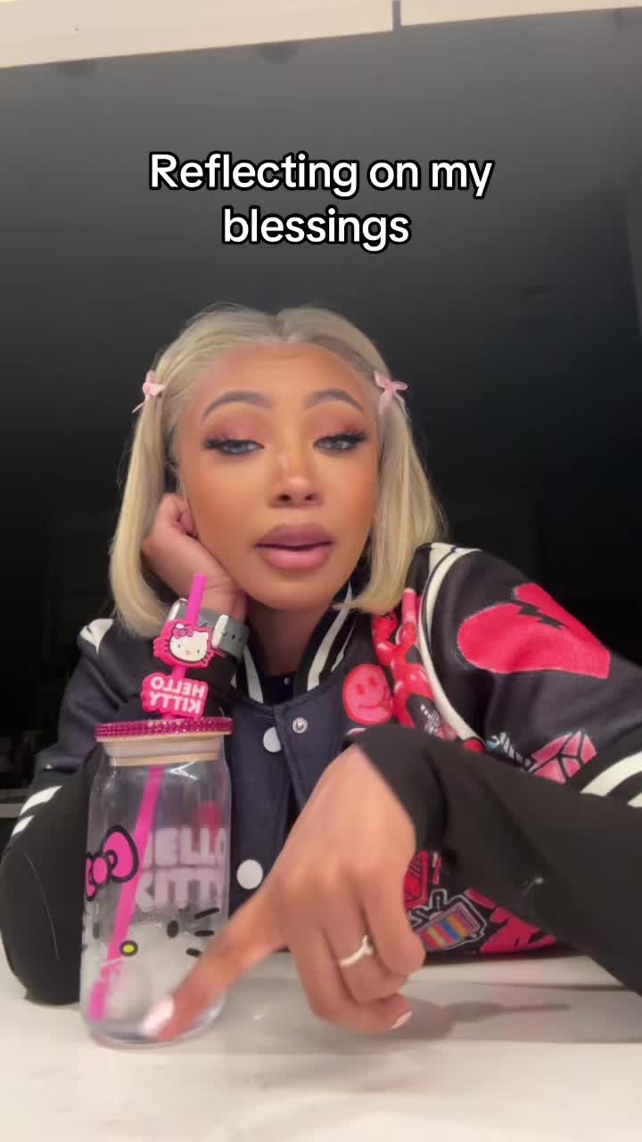 @MieshaRoe