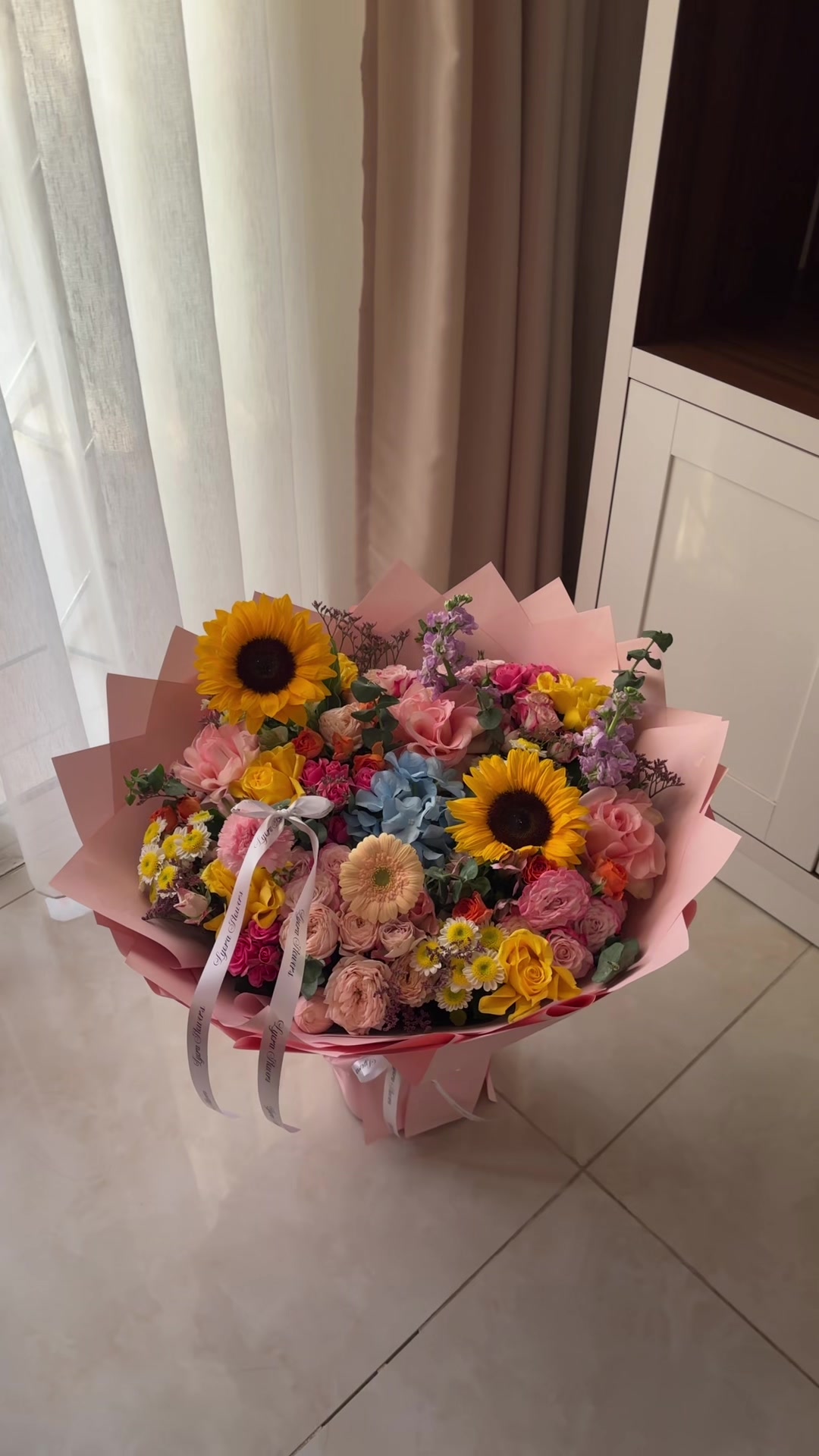 @LYORA FLOWERS | ليورا