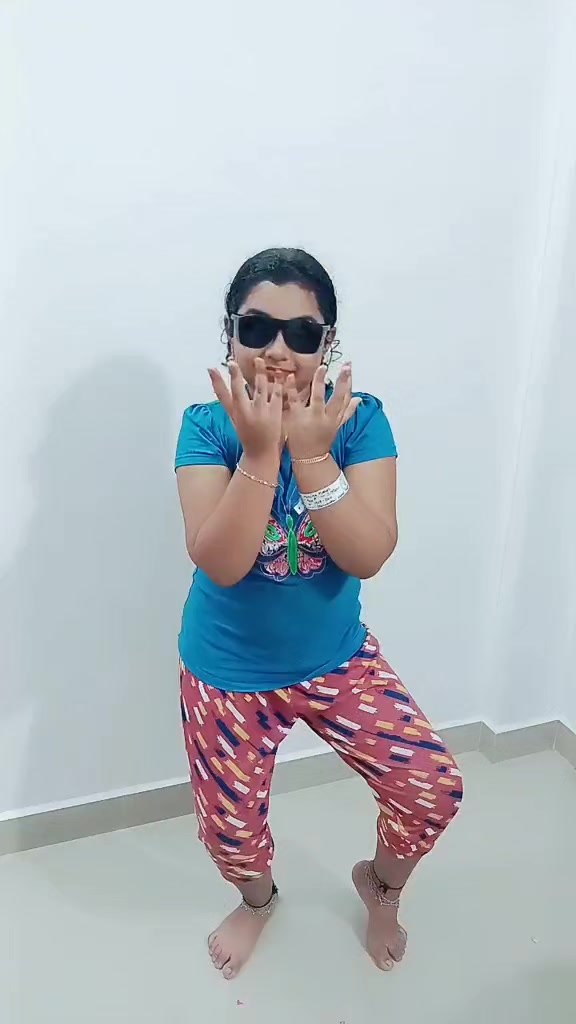 @💜🤍🎤🧿 MahimaMahesh 🧿🎤🤍💜