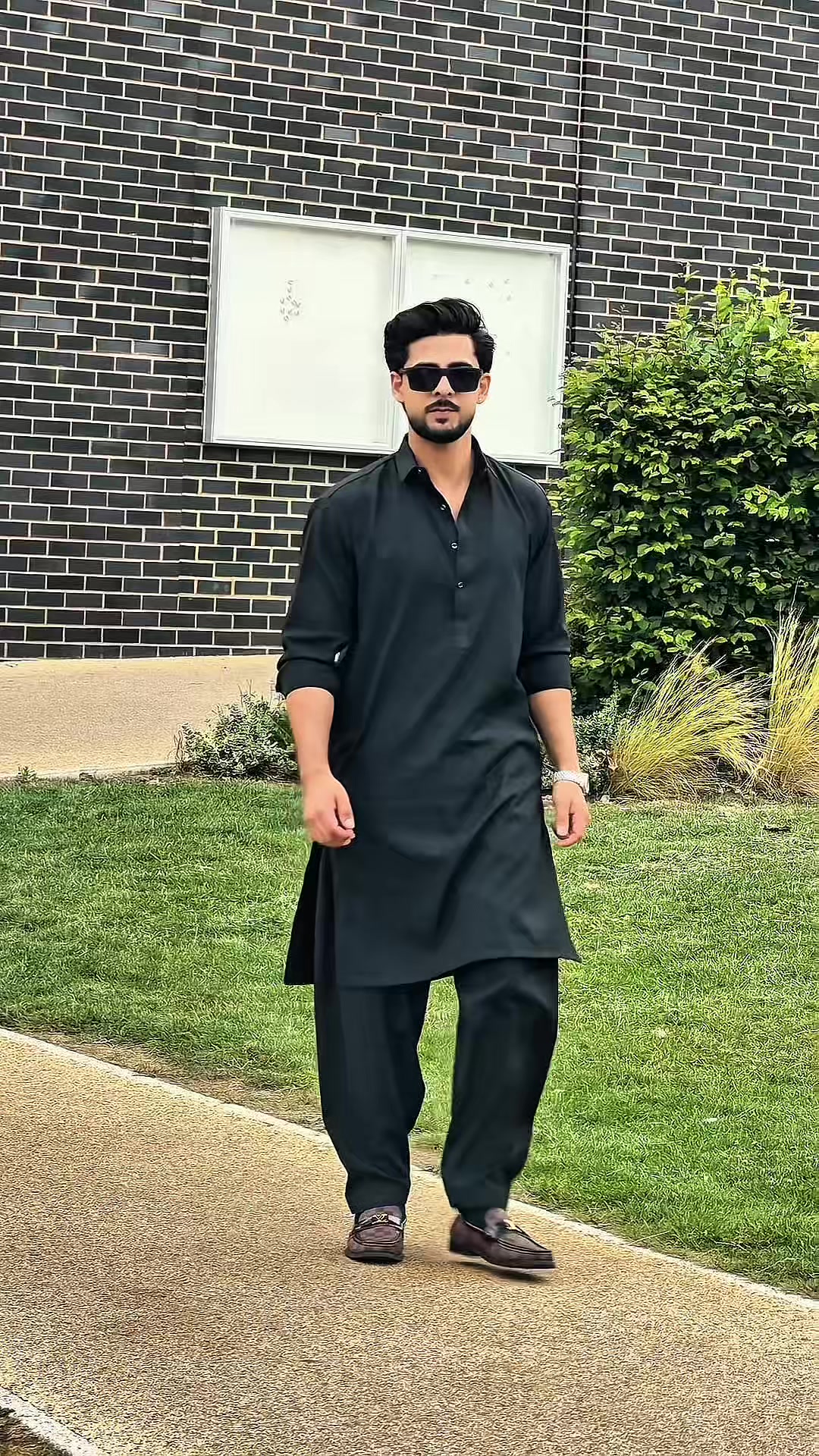 @Ashir Mughal⚡️