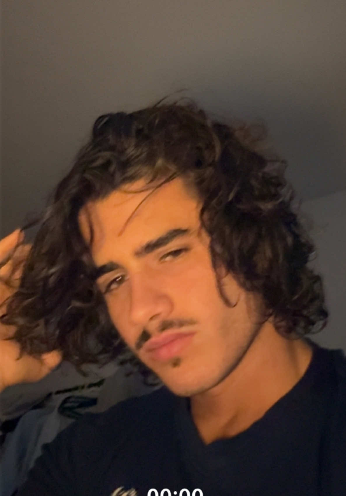 @🄷🅄🄶🅄🄴🅂