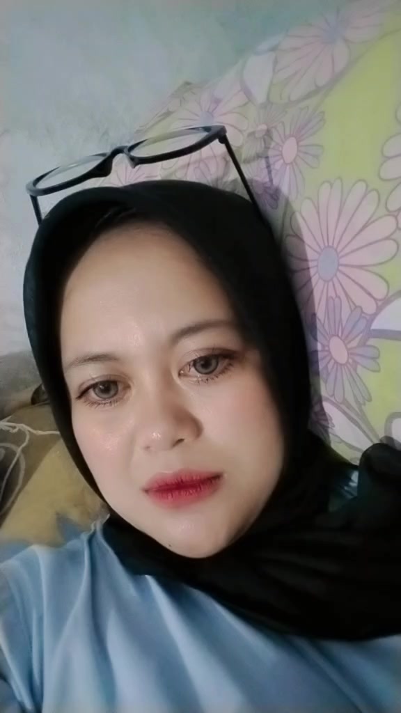 @gurlssss!