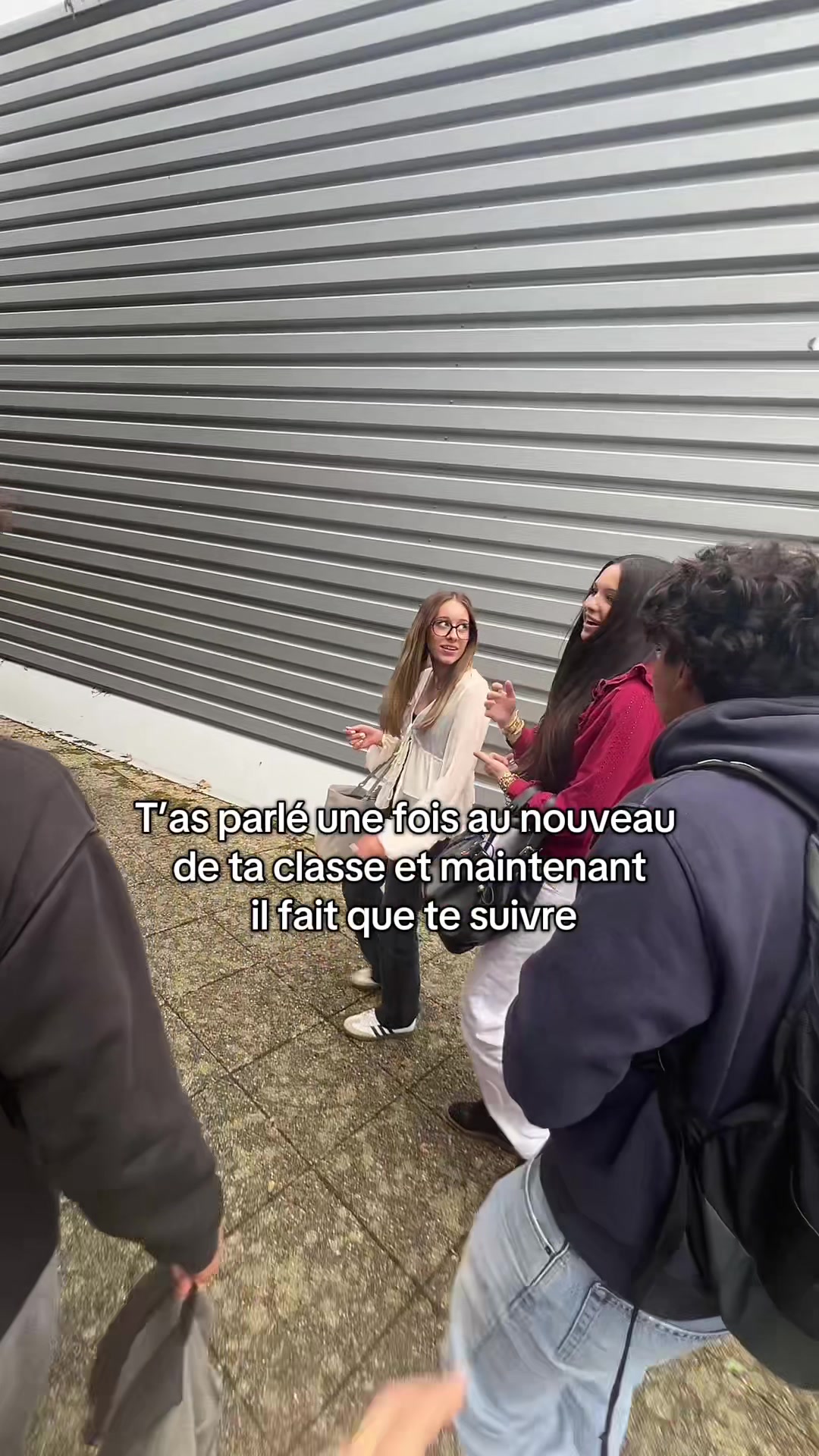 @Les 6 Boloss