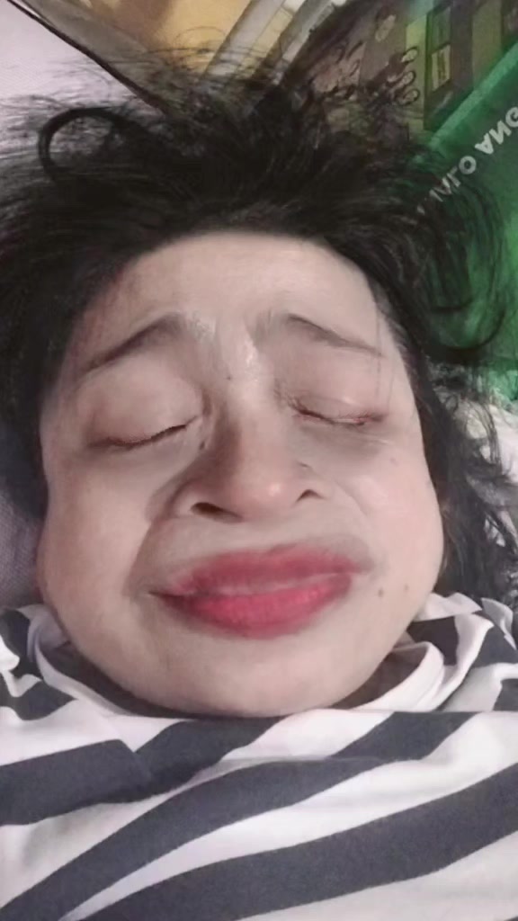 @Hyper_elmz