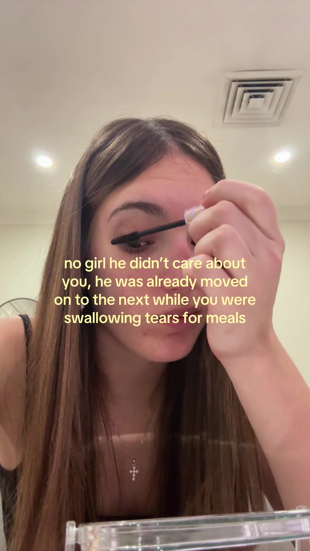 @👤