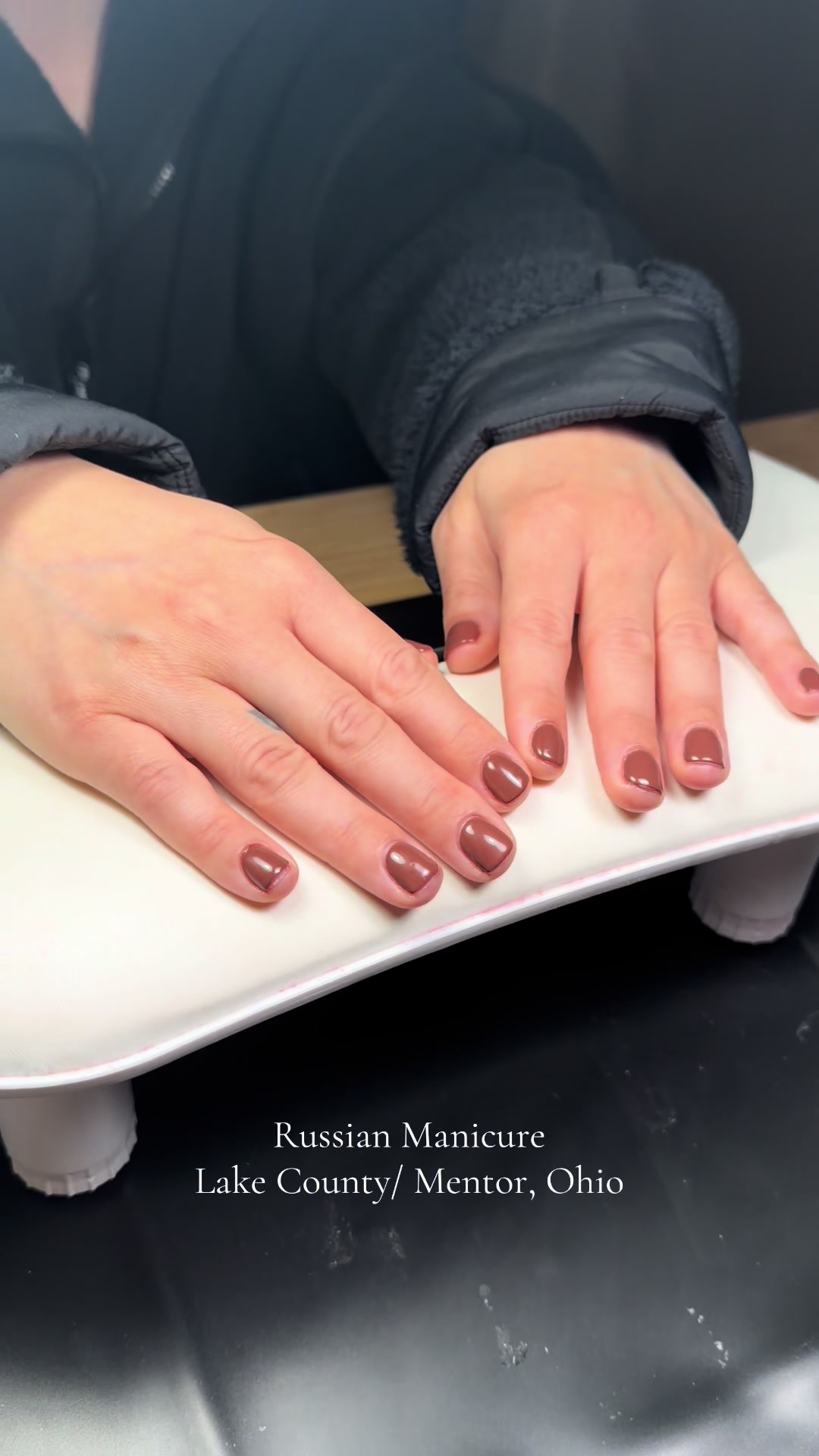 @Alyssa| CLE RUSSIAN MANICURES