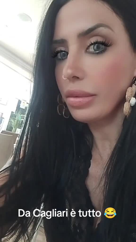 @Esmeralda