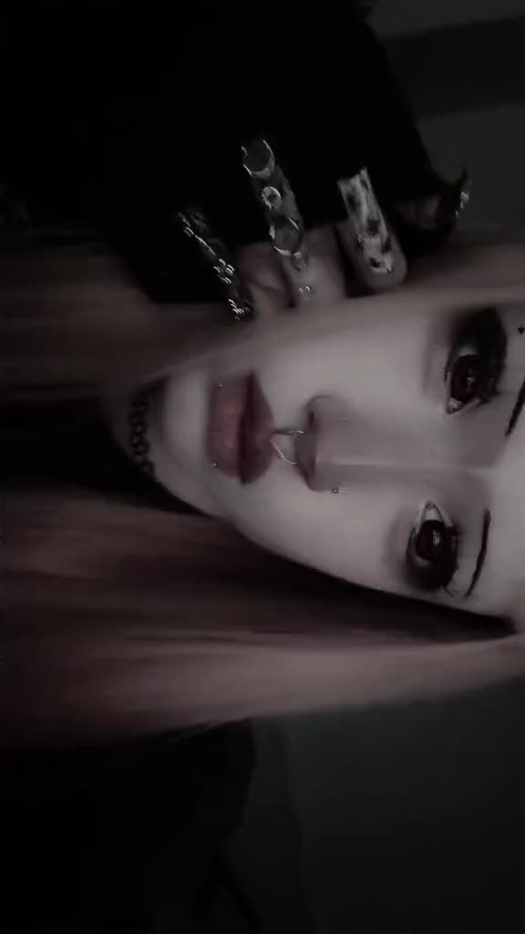 @♱ Vron ˖°🦇ִ ࣪𖤐