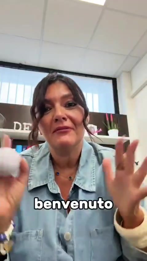 @Anna Maria de Martin