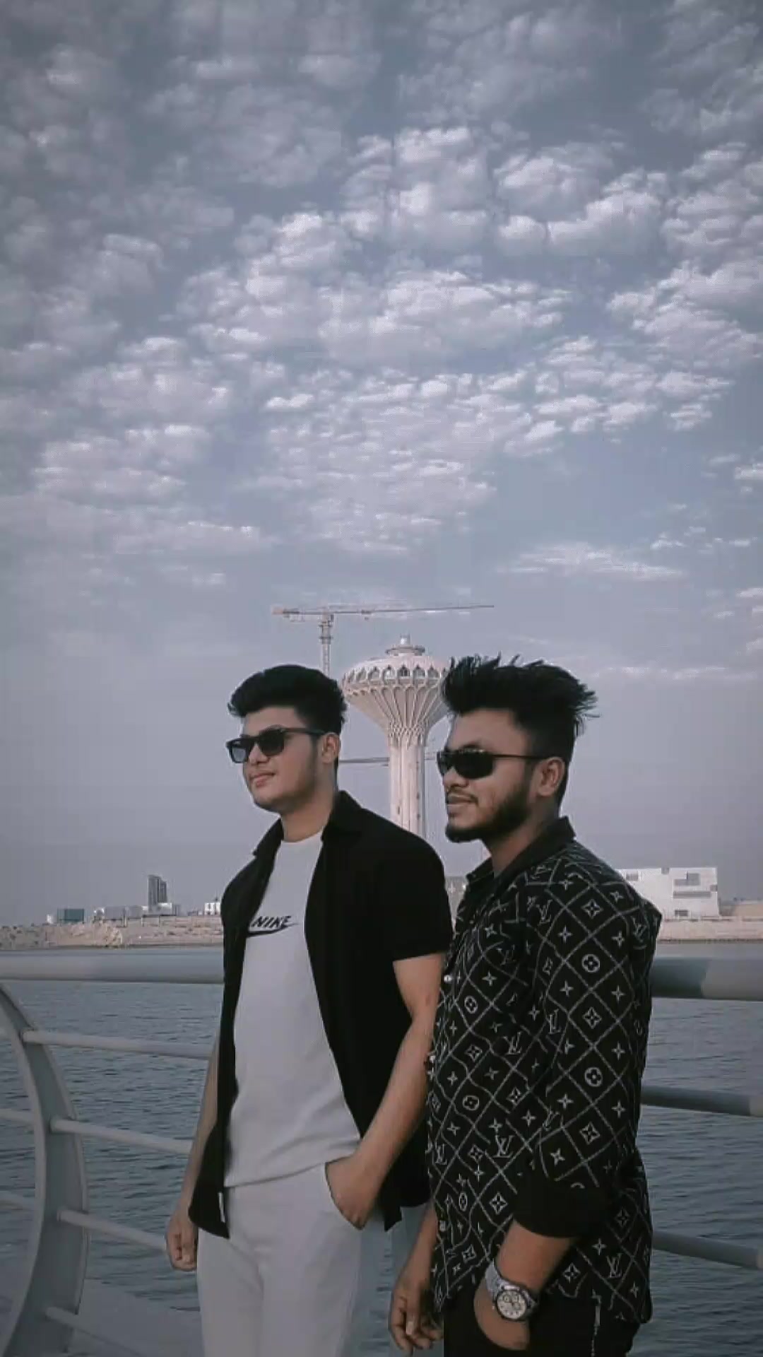 @aniszehen0