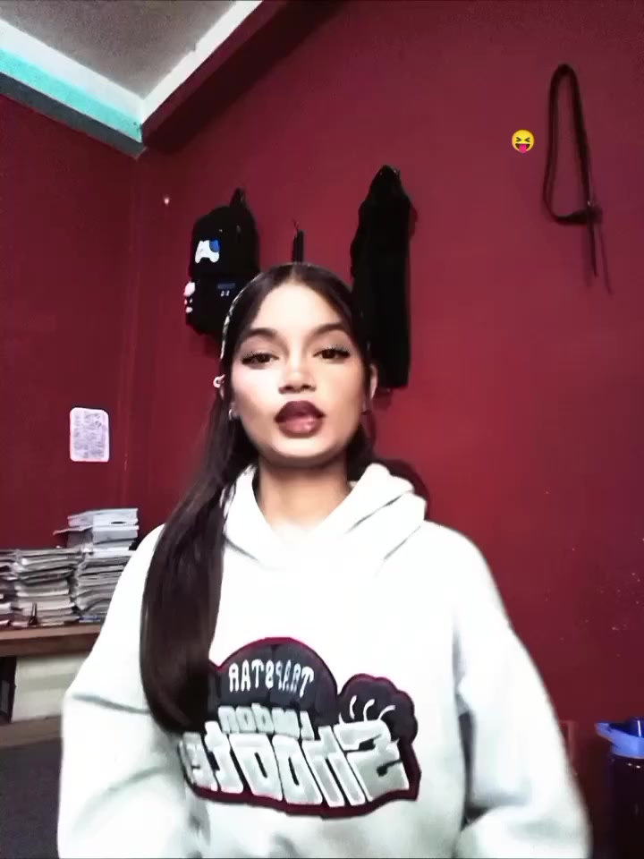 @♪☆𝓚𝓻𝓲𝓼𝓽𝓲☆♪