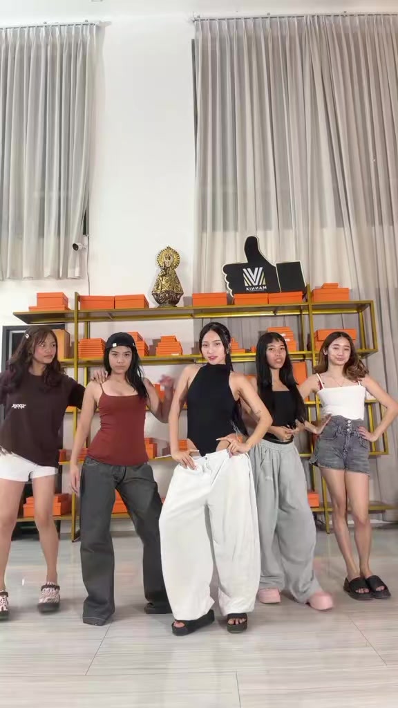 @👑LOVE_TEAM_OFFICIAL👑