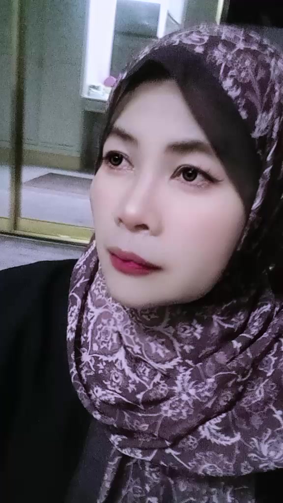 @🇧🇳 aku ingin bahagia 🇮🇩