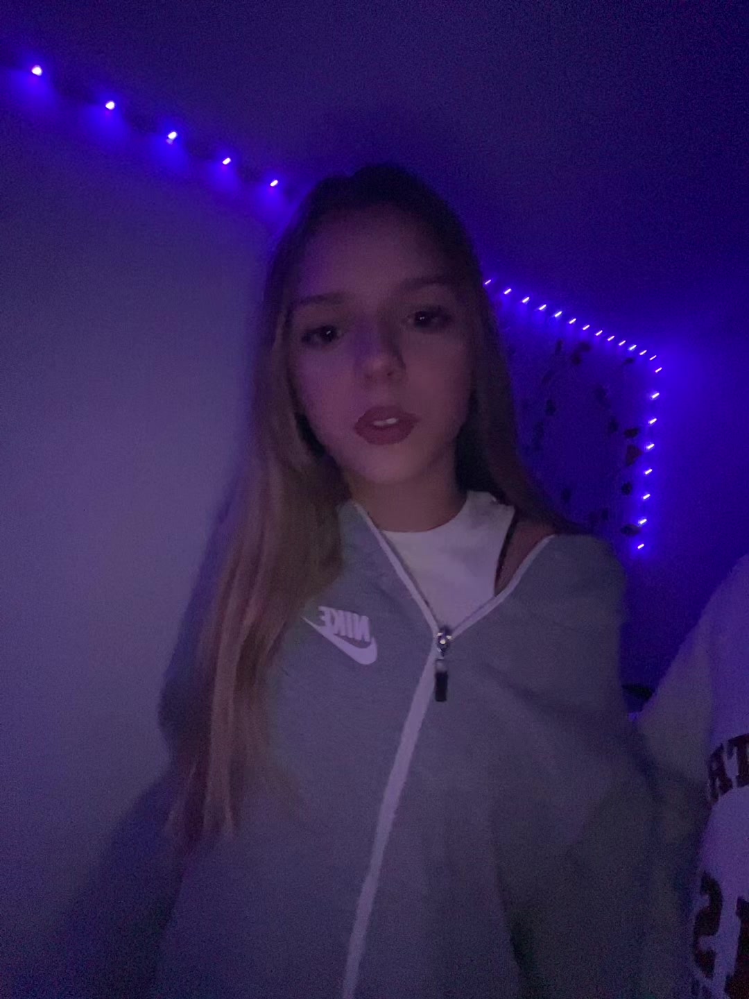 @🦎