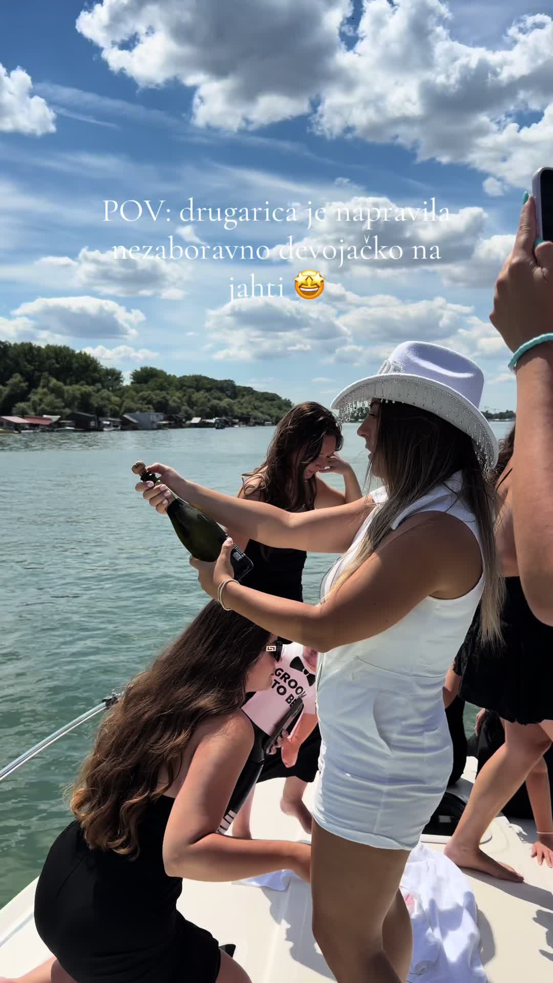 @luxBelgrade