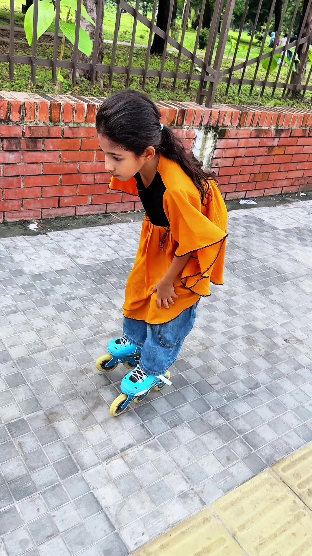 @SHARIF VAI  ⛸️✅