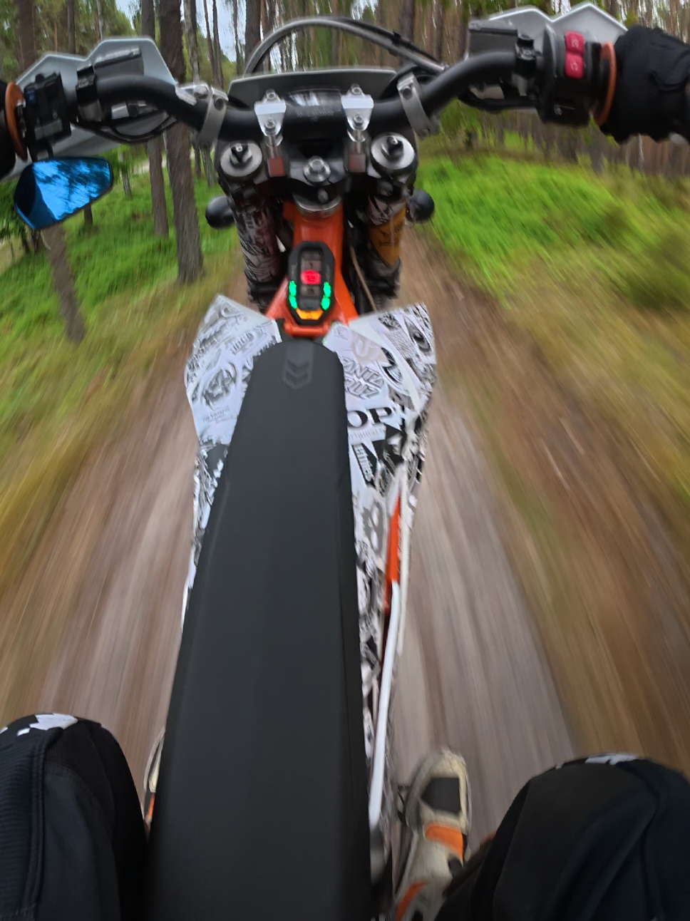 @MotoDroneMadness