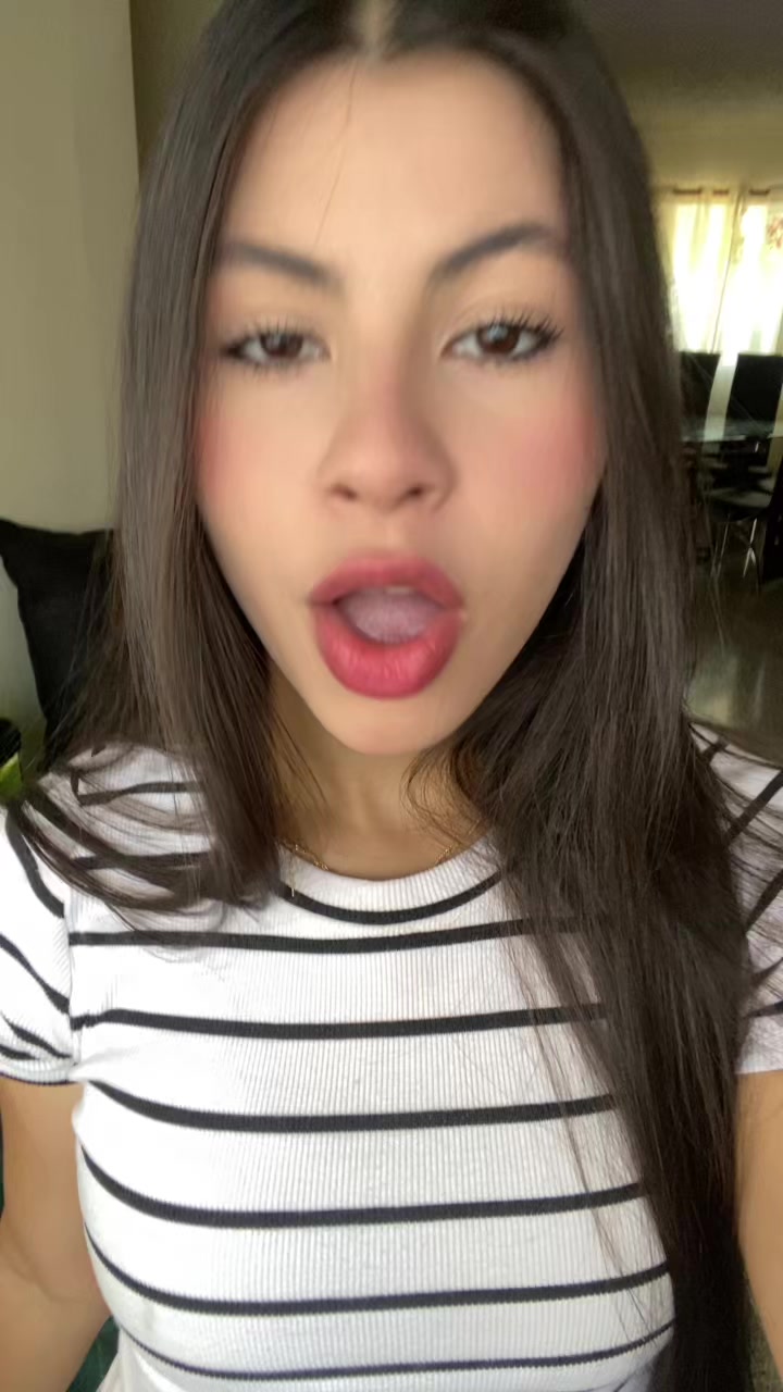 @valentinamonro