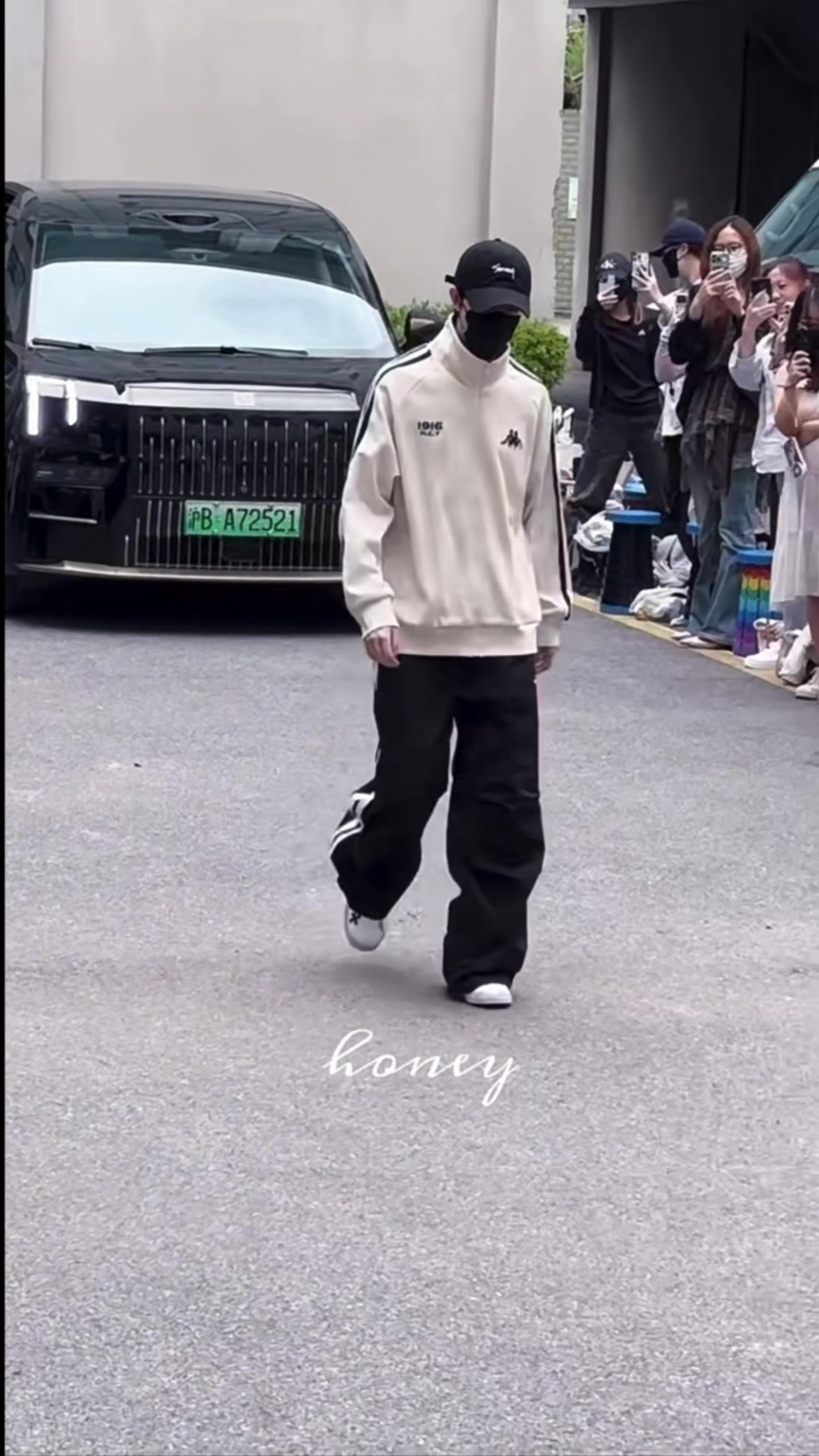 @𝙏𝙅𝙍𝙎𝙩𝙤𝙧𝙮𝟭𝟮𝟬𝟰