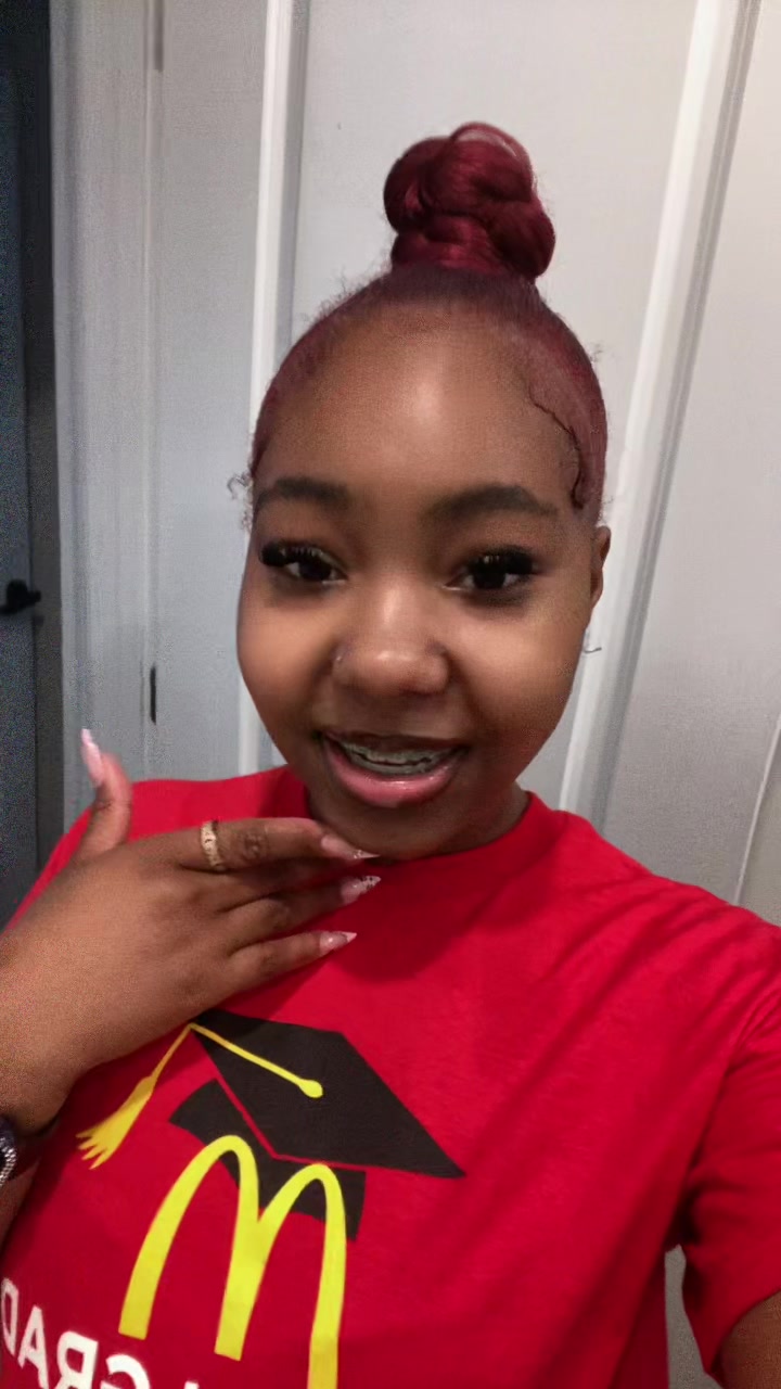 @ziyybay on ig