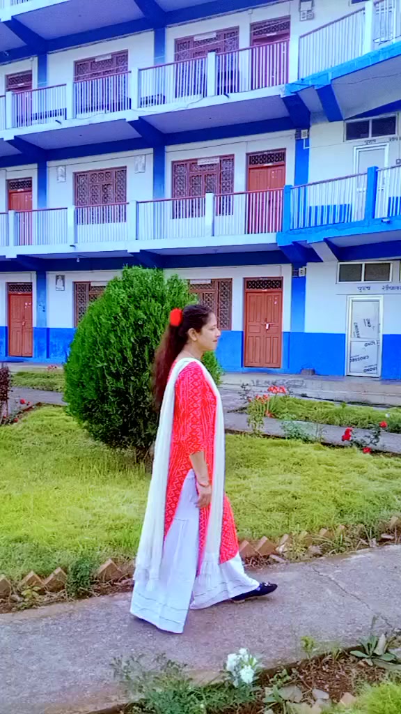 @kalpanakhatri
