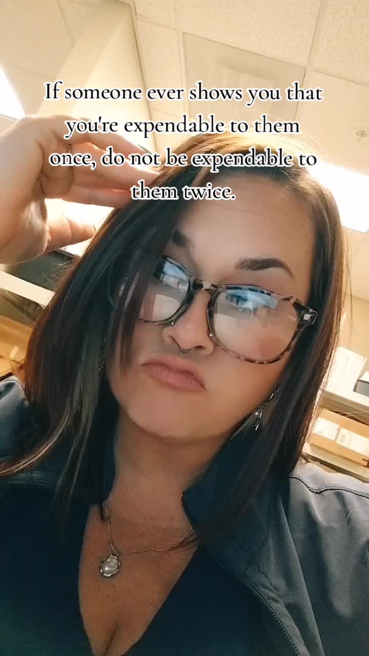 @]|I{&bull;----&raquo; 𝐭ｉ𝐧ａ &laquo;----&bull;}I|[