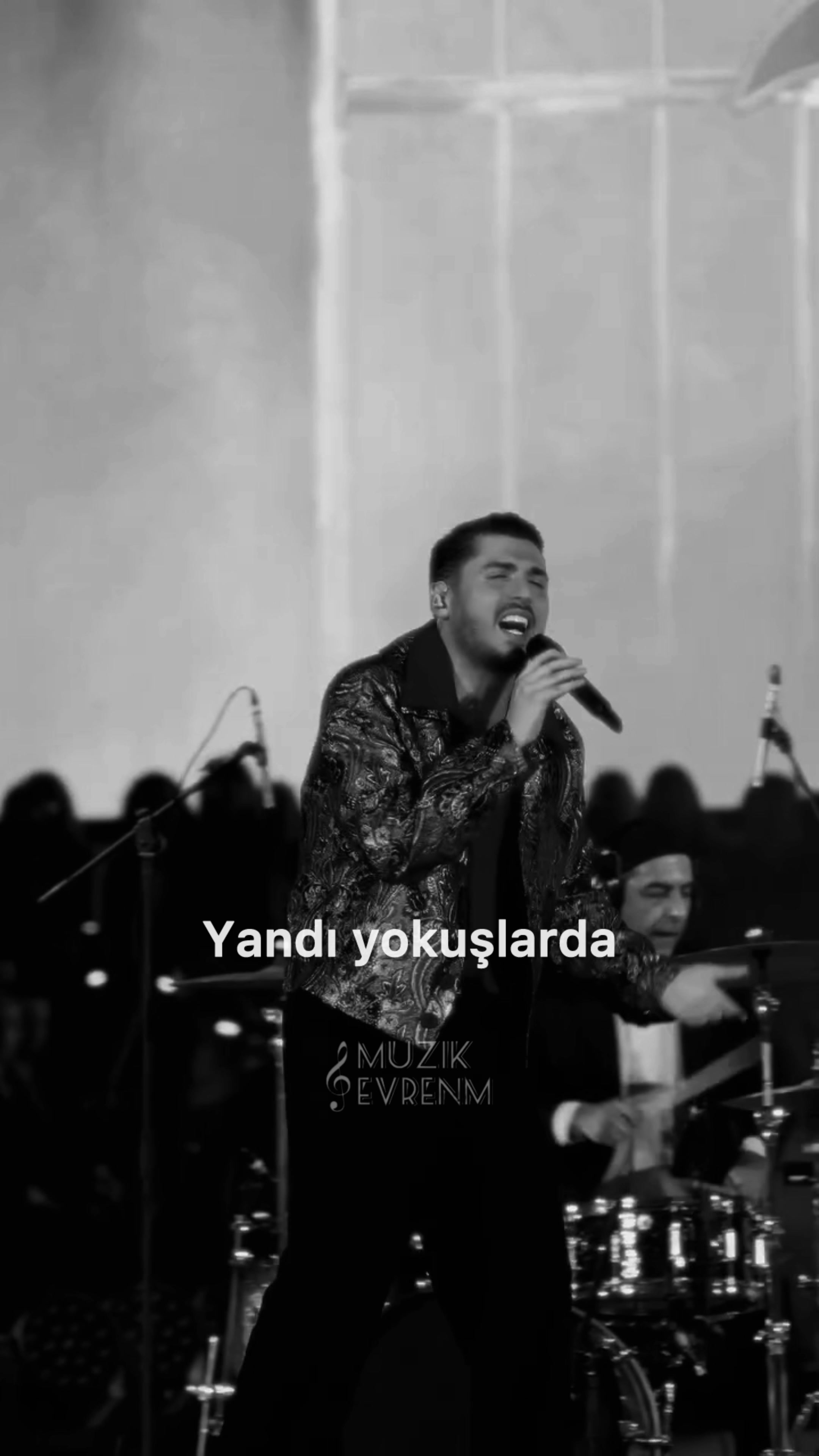@M&uuml;zik Evrenim