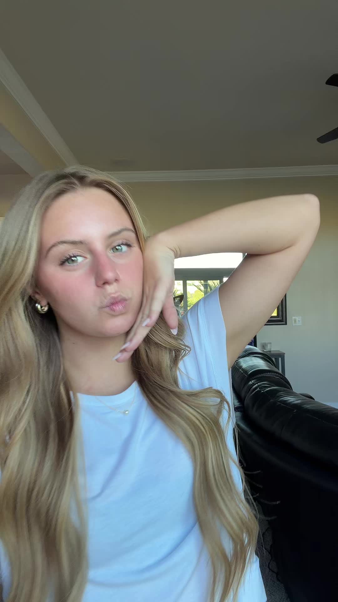 @TAYYY