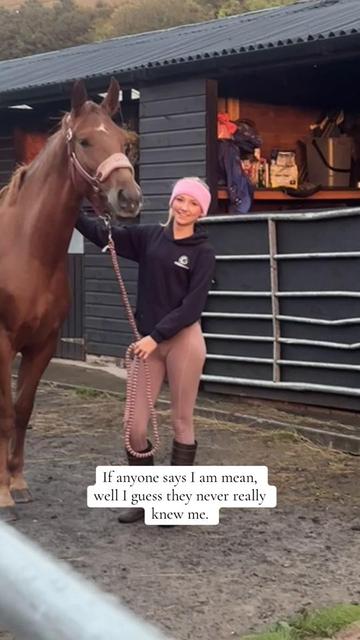 @Emily Hughes 🐴