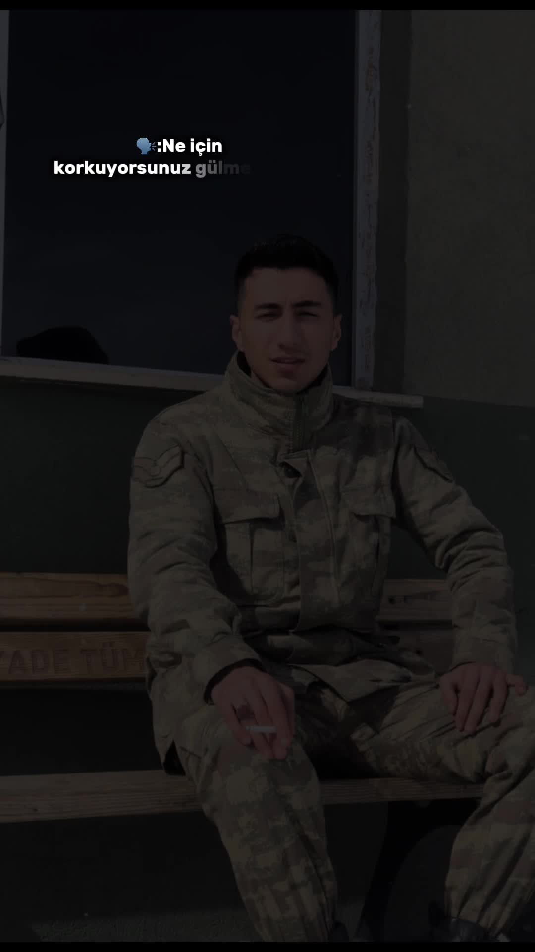 @𝘼𝙔𝘿𝙄𝙉 𝙆𝙄𝙍𝙈𝙄𝙕𝙄 🇹🇷