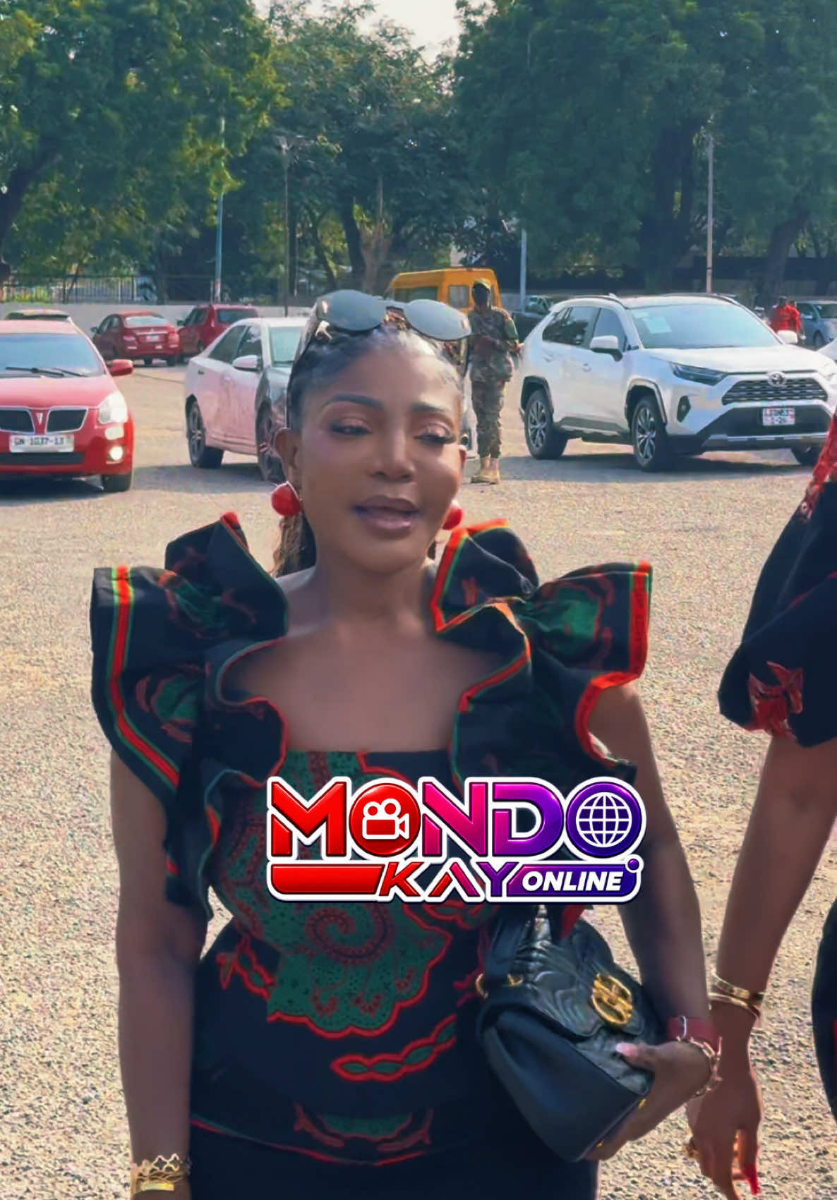@Mondo Kay Online