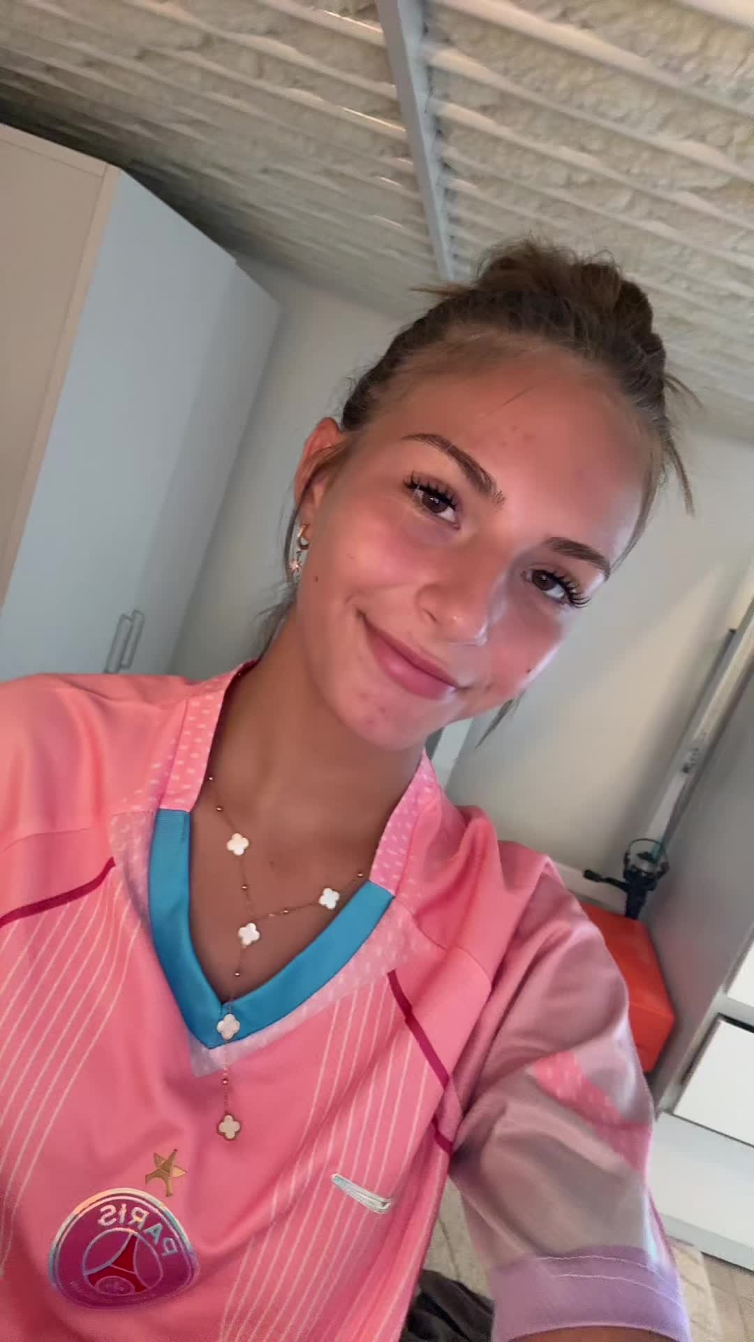 @𝓵𝓮́𝓪🌺
