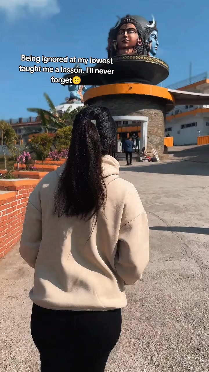 @Ritika khadka❤