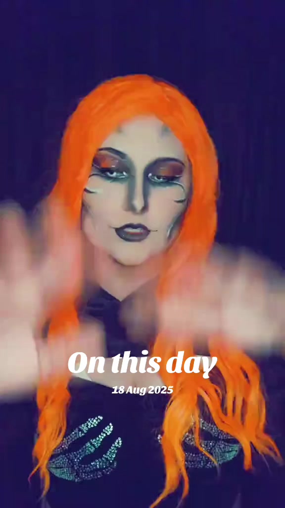 @stinafoxy